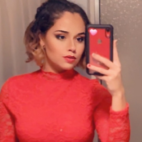 Meet your Posher, Nayla - Picture 1 of 1